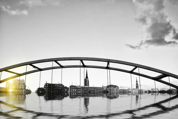ハンブルクとその橋 — ストック写真