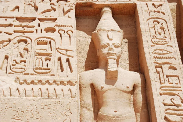 Sochy Velkém Chrámu Abú Simbela Aswan Egypt — Stock fotografie