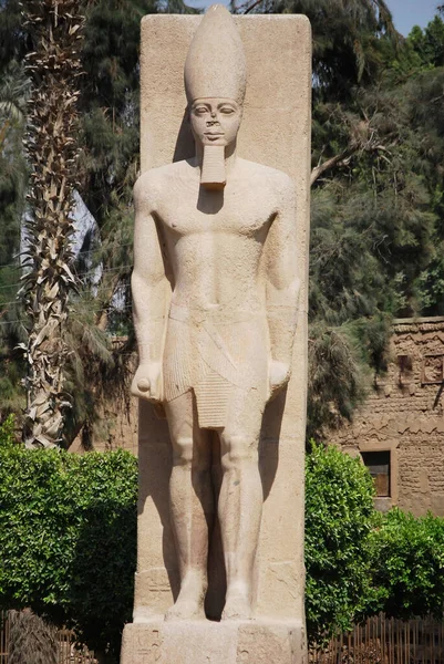 古代のファラオ像 カイロ エジプト — ストック写真