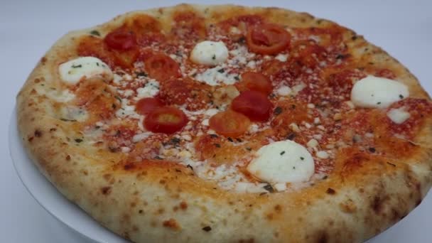 Pizza Italiana Com Tomate Queijo Buffalo Mozzarella Região Campânia — Vídeo de Stock