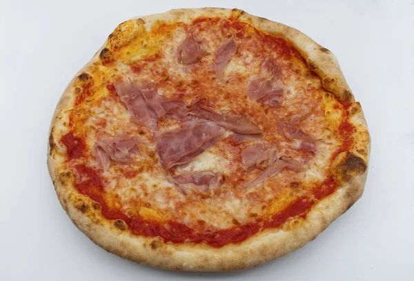 Pizza Italiana Com Queijo Mussarela Presunto Pizza Prosciutto Pizza Italiana — Fotografia de Stock