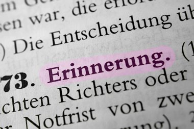 Hatırlatma - pembeyle vurgulanmış metin 