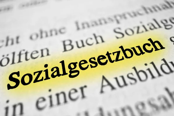 Sozialgesetzbuch Ist Das Deutsche Wort Für Sozialgesetzbuch Gelb Hinterlegt — Stockfoto