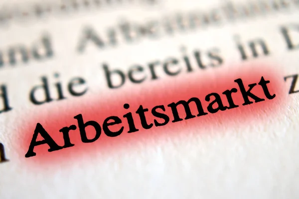 Arbeitsmarkt 빨간색으로 시장을 뜻하는 독일어 단어이다 — 스톡 사진