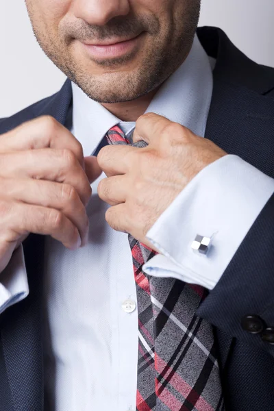 takım elbise ve kravat