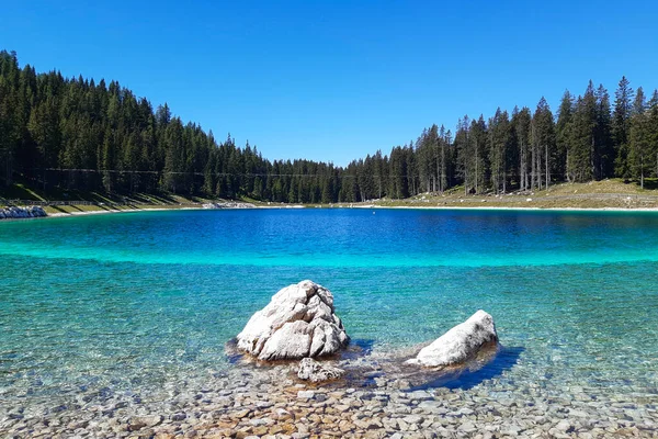 Hermoso Panorama Desde Sendero Del Lago Montagnoli Trentino Viajes Paisajes —  Fotos de Stock