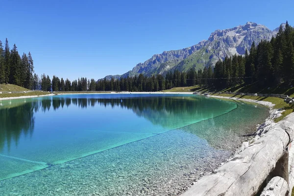 Hermoso Panorama Las Montañas Lago Montagnoli Trentino Viajes Paisajes Italia —  Fotos de Stock