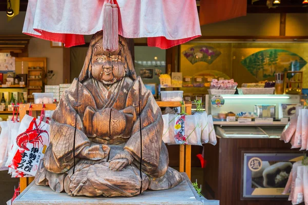 日本牧师的木雕 — 图库照片