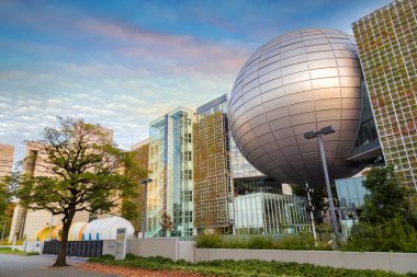 nagoya şehir bilim müzesi 