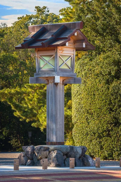 Исэ Цзингу Гэ (Ise Grand shrine - "Великий храм Исэ") в городе Исэ, префектура Миэ, Япония — стоковое фото