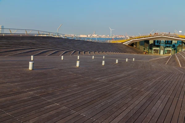 Muelle Osanbashi - Terminal Internacional de Pasajeros de Yokohama en Japón — Foto de Stock