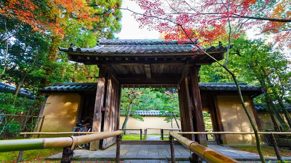 Podzim na Koto-in Temple Sub Daitokuji chrámu v Kjótu, Japonsko — Stock fotografie