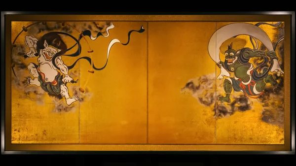 Antika målningar av vind och åska gudar på partitioner på Kenninji Temple — Stockfoto