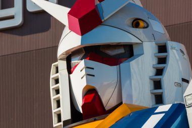 Tam boyutlu cep uygun Gundam