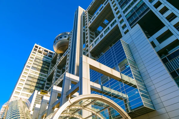 Fuji T.V. huvudkontor i Odaiba, Tokyo — Stockfoto