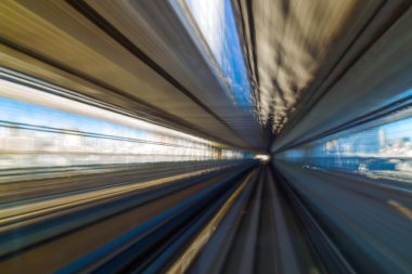 Hareket Bulanıklığı tren Odaiba, Tokyo, Japonya tünelde içinde hareket
