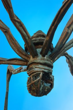 Maman - örümcek heykel Roppongi Hills