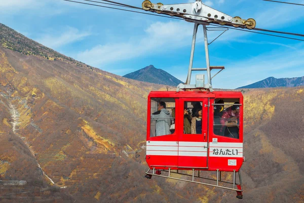 Kabelbaan naar Akechi-daira uitkijkpunt in Nikko, Japan — Stockfoto