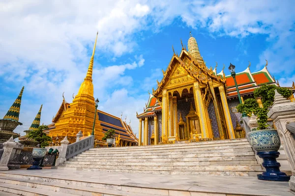 Wat Phra Kaew Templo Sagrado Uma Parte Grande Palácio Tailandês — Fotografia de Stock
