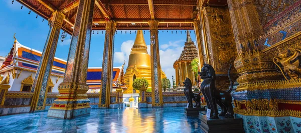 Wat Phra Kaew Templo Sagrado Uma Parte Grande Palácio Tailandês — Fotografia de Stock