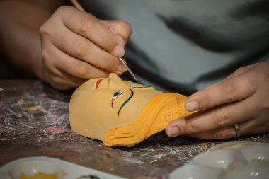 Hua khon (Tay geleneksel maske)