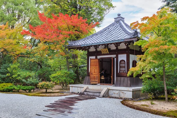 Zen tuin bij Knin-ji tempel in Kyoto Japan — Stockfoto