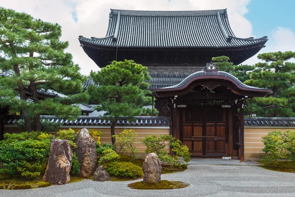 Zen Garden at Kenninji Temple in Kyoto — Stock Photo, Image