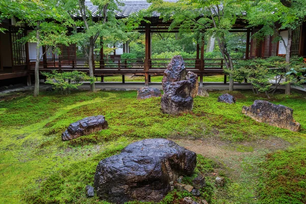 京都の建仁寺で禅の庭 — ストック写真