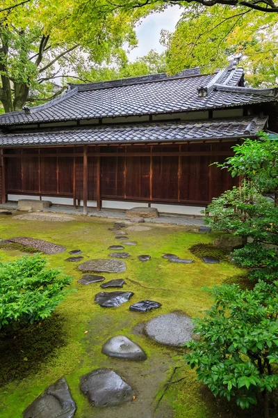 Zen tuin bij Knin-ji tempel in Kyoto — Stockfoto