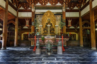 Buda heykeli Kyoto Daitoku-ji Tapınağı'nda Butsuden Hall (Buda salonu)