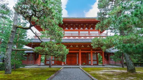 Porte de Sanmon au Temple Daitoku-ji à Kyoto, Japon — Photo