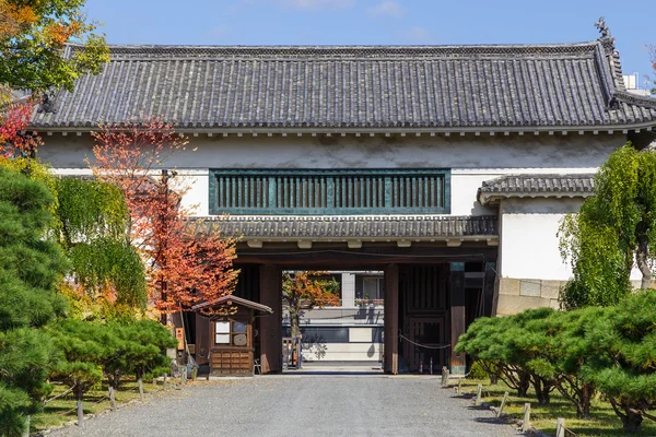Ворота замка Нидзё в Киото, Япония — стоковое фото