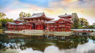 Phoenix Byodo Hall içinde tapınakta Kyoto, Japonya