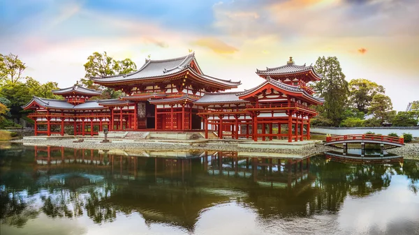 Phoenix Byodo Hall içinde tapınakta Kyoto, Japonya — Stok fotoğraf