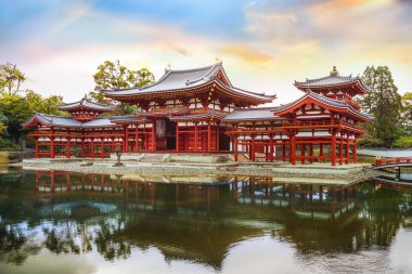 Phoenix Byodo Hall içinde tapınakta Kyoto, Japonya