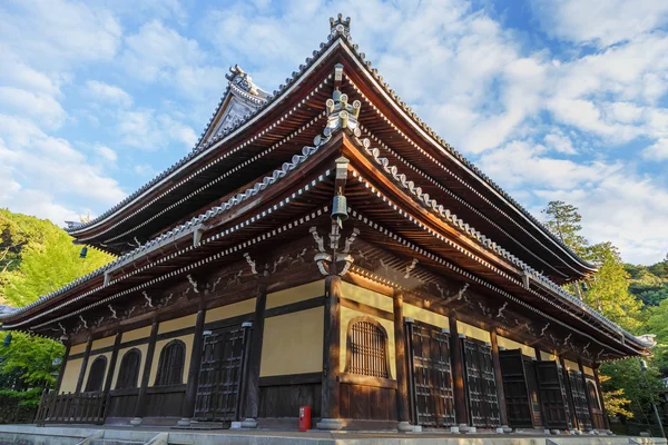 在 Nanzen 寺，在日本京都的佛法大厅 (桩新鲜事) — 图库照片