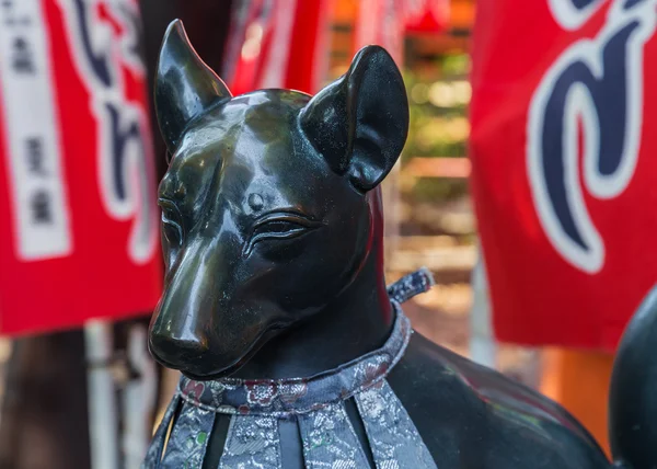 Pequeno Santuário de Raposa (Inari) em Sumiyoshi Grande Santuário (Sumiyoshi-taisha) em Osaka — Fotografia de Stock