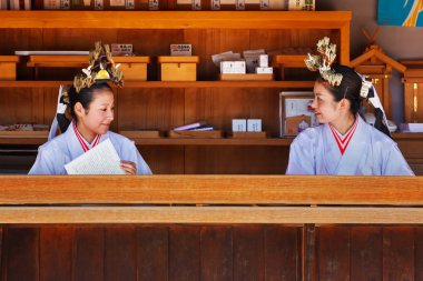 Miko - Sumiyoshi Taisha Osaka adlı Japon Rahibe