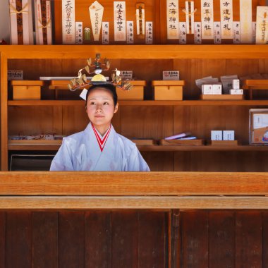 Miko - Sumiyoshi Taisha Osaka adlı Japon Rahibe