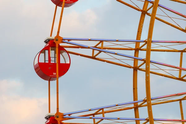 Riesenrad im Hafen von Kobe — Stockfoto