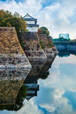 Japonya'nın Osaka Osaka Kalesi hendek