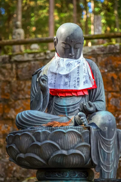 Japanska Buddha Statyer (Jizo Bodhisattva) på Koyasan (Mt. Koya) område — Stockfoto