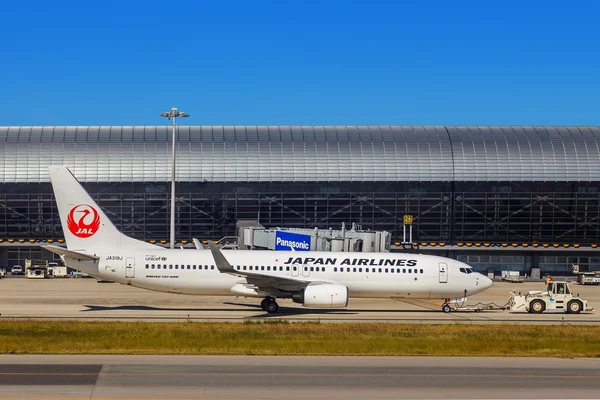 Japan Airlines in Osaka — Stock Photo, Image