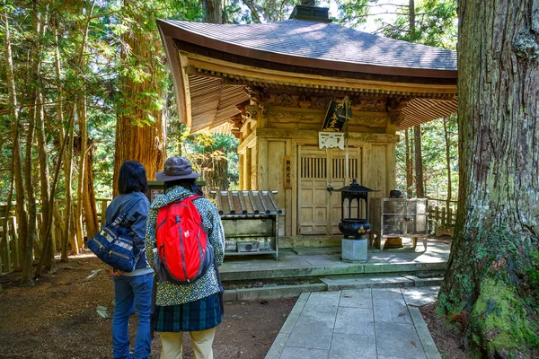 Świątynia Okunoin z okolicy cmentarza w Koyasan (Mt. Koya) w Wakayama — Zdjęcie stockowe