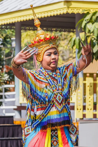 Festival de la cultura tradicional tailandesa - Nora - Danza del sur tailandesa — Foto de Stock