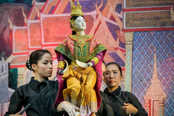 Thajská tradiční grand loutka — Stock fotografie