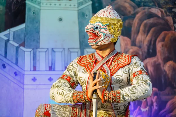 Кхон - Тайский традиционный танец маски из эпической саги Рамаяна — стоковое фото