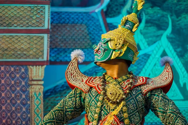 Khon - Thaise traditionele masker dans van ramayana epische saga — Stockfoto