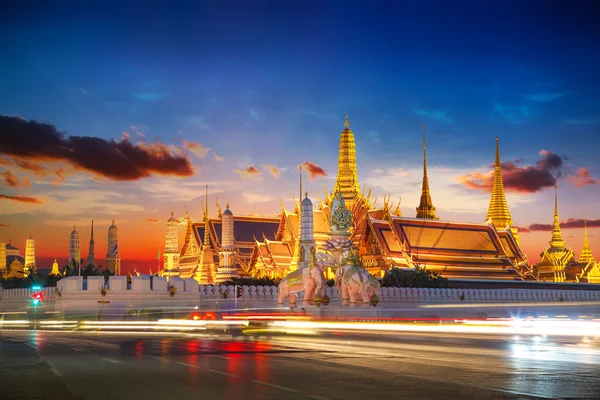Wat phra kaew - der Tempel des smaragdgrünen Buddha in Bangkok Thailand — Stockfoto