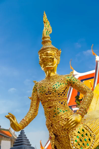 Demônio Guardião em Wat Phra Kaew - o Templo de Buda Esmeralda em Bangkok Tailândia — Fotografia de Stock